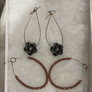 Elegant Silver and Gold Floral Earrings Set